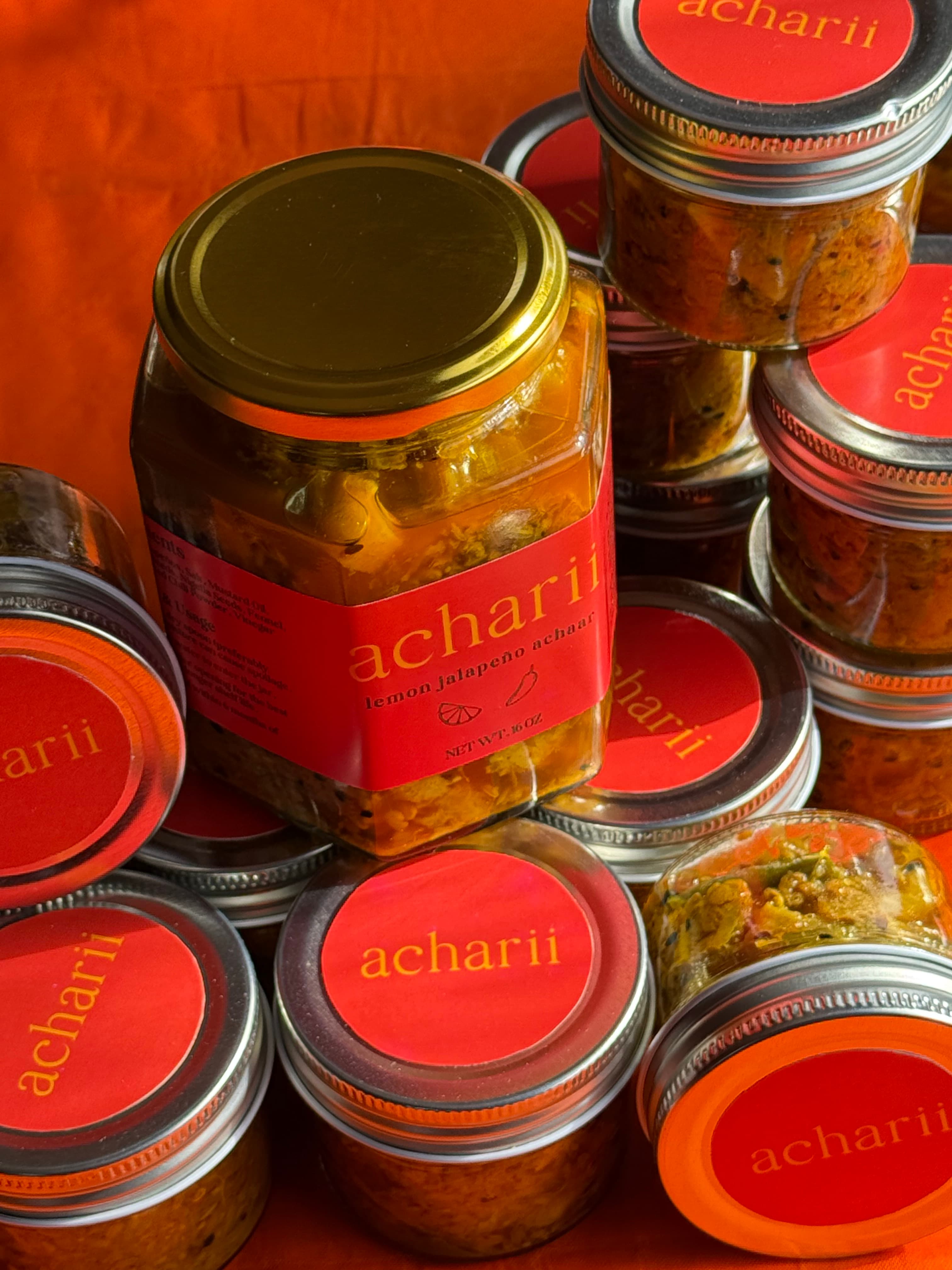 Acharii jars